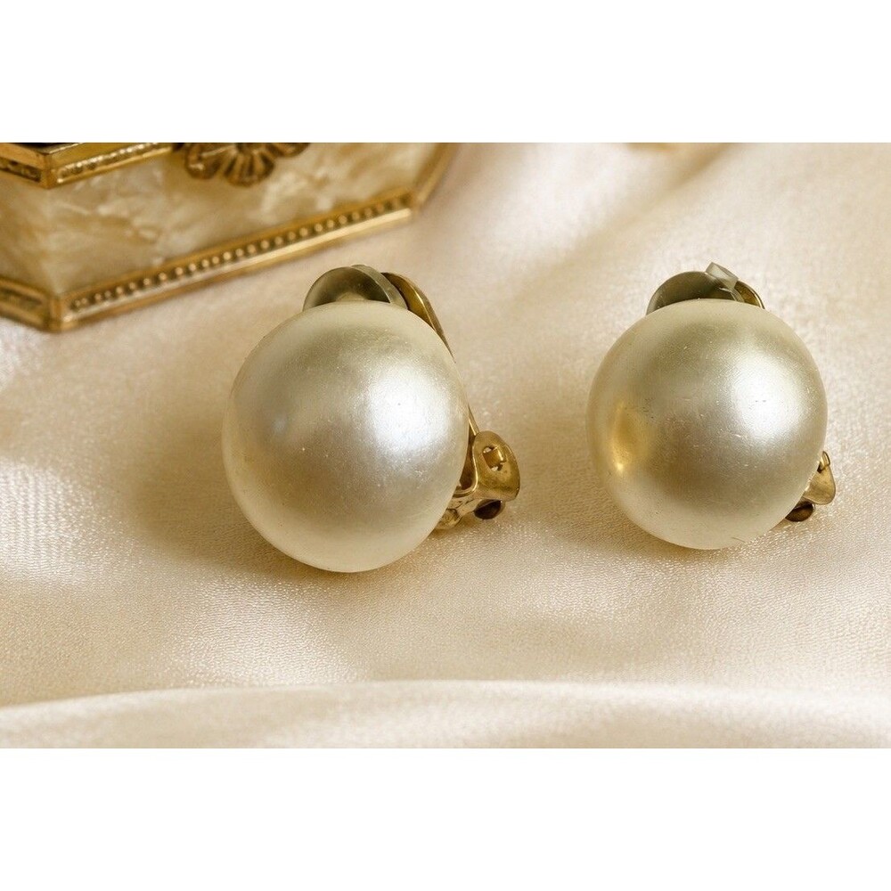 Vintage 1980s Oversized Faux Pearl Clip On Earrings Gold Tone Button Statement